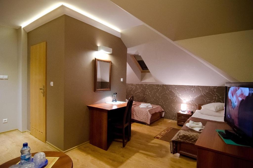 Hotelik Gosciniec Pod Sosnami Drzonkow Zielona Góra Chambre photo